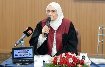 الحاجة آمال إسماعيل 