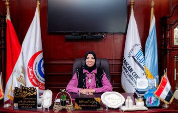 الدكتورة ميرفت السيد