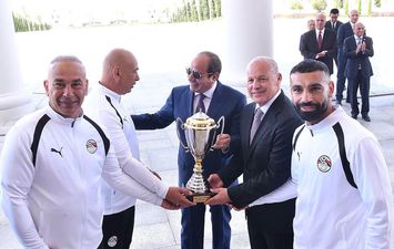 الرئيس السيسي يكرم منتخب مصر 