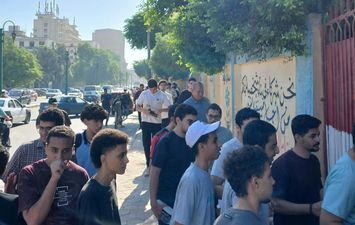 دخول الطلاب اللجان