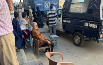 سيدات معركة الرشاشات 