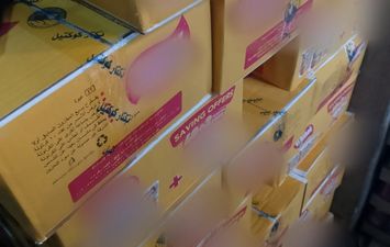 ضبط ٣٠٠٠ عبوة مشروبات وعصائر مجهولة المصدر داخل مخزن سري بحي المناخ ببورسعيد 