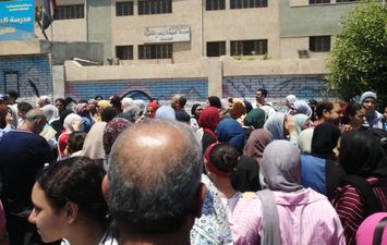 طلاب الثانوية العامة 