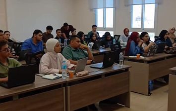 طلاب بنى سويف الأهلية 