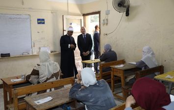  لجان الثانوية 