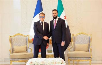 ماكرون والشرع