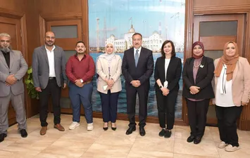  محافظ بورسعيد يستقبل وفد المبادرة الوطنية للمشروعات الخضراء الذكية استعدادًا لانطلاق فعاليات الدورة الرابعة بالمحافظة