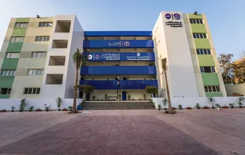 مدارس وي 