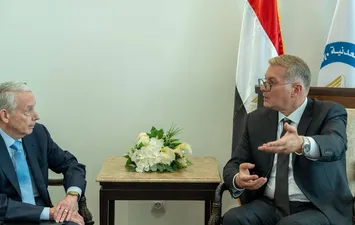 وزير البترول 