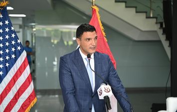 وزير الصناعة