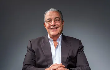 ياسين منصور