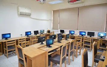 معامل جامعة القاهرة 