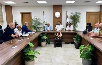 وزيرة الاسكان 