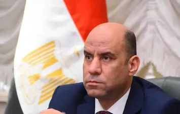 وزير العمل 