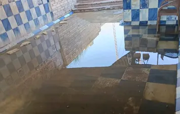 صور من النفق