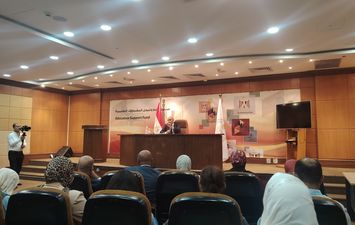 وزير التربية والتعليم 