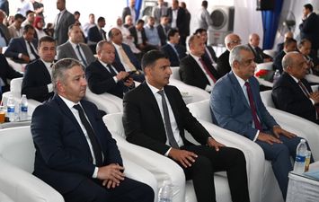 وزير الصناعة