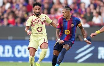 الأهلي وبرشلونة 