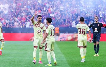 الأهلي وبرشلونة 