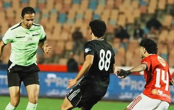 الأهلي و زد 