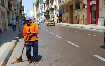 أعمال النظافة في الإسكندرية 