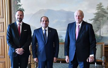 السيسي وملك النرويج هارالد الخامس