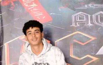 الشاب المتوفي 