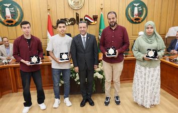 تكريم