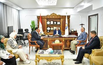 جانب من الاجتماع 