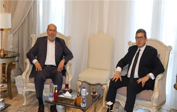 حسن رشاد وخليل الحية
