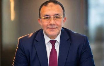 مساعد وزير الصناعة 
