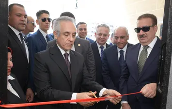 وزير العدل ومحافظ بورسعيد يفتتحان مجمع محاكم  بورفؤاد 