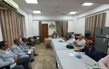 اللقاء