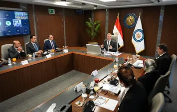 وزير البترول 