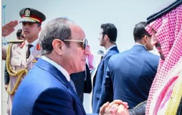 الرئيس السيسى يودّع ولى العهد السعودى بمطار القاهرة الدولى