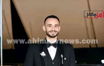 العريس 