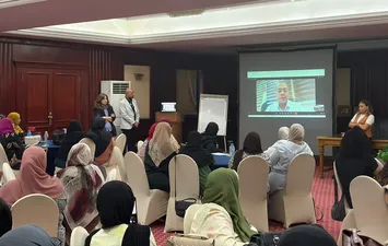 تدرب 600 كادر طبي لتعزيز الدعم النفسي للسيدات