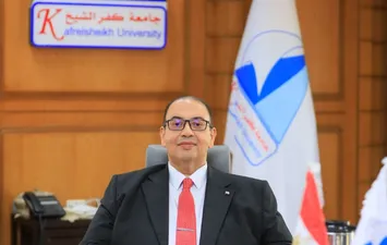 الدكتور يحيى زكريا عيد، رئيس جامعة كفر الشيخ 