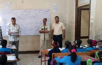 الإدارة التعليمية في أبوتشت 