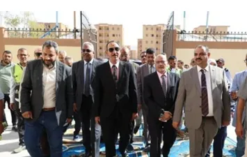 الافتتاح 