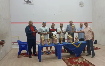 البنك الأهلي يتوج بلقب العمومي في ختام منافسات الإسكواش بأولمبياد الشركات الـ59 ببورسعيد