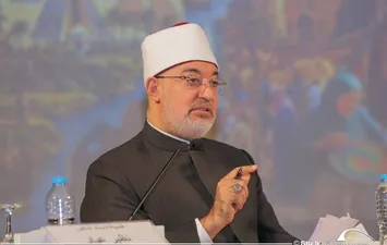 الدكتور نظير عياد