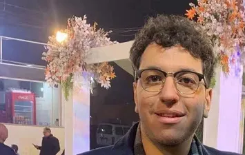 الشاب المتوفي 