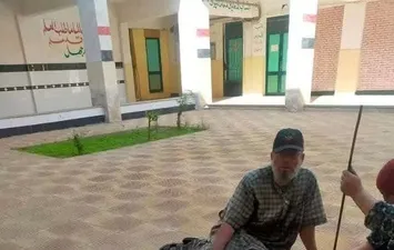 جانب من الصور المتداولة 