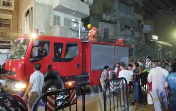 جانب من انهيار العقار