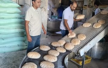 حملة تموينية على أحد المخابز