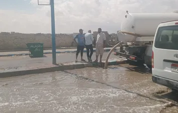 رفع تجمعات الامطار بمرسي مطروح