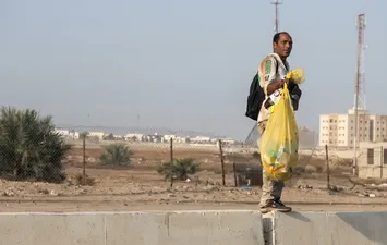 ضبط &laquo;نباش&raquo; في حالة غير طبيعية يهدد أمن الشارع  فى حملة  مكبرة بحى غرب بورسعيد 