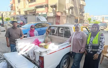 ضبط ربع طن أغذية وأعلاف منتهية الصلاحية ومجهولة المصدر داخل محل عطارة بالزهور