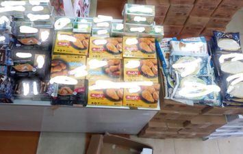 ضبط لحوم وأغذية منتهية الصلاحية في حملة تموينية بوسط بورسعيد